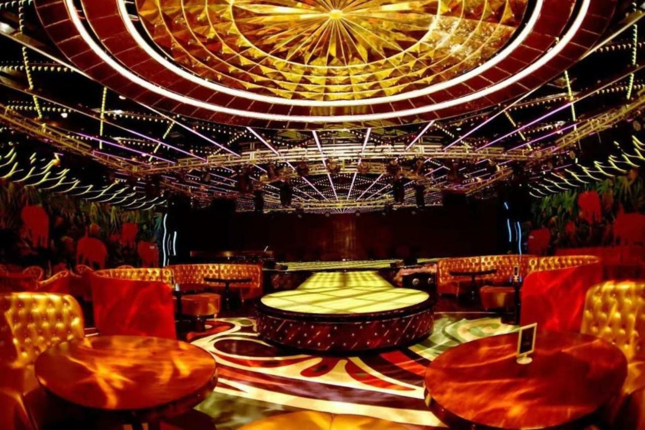 Jwm Hotel And Casino 시아누크빌 외부 사진