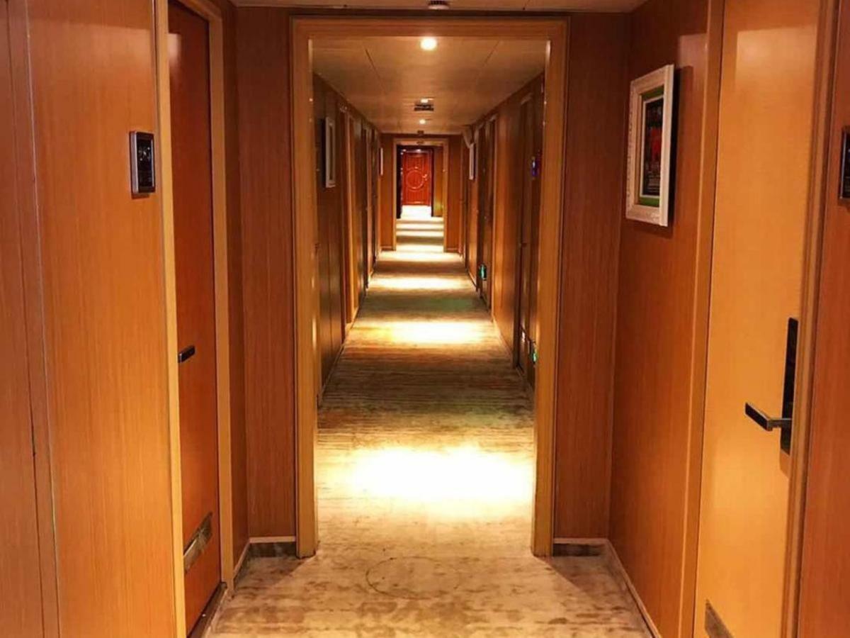 Jwm Hotel And Casino 시아누크빌 외부 사진